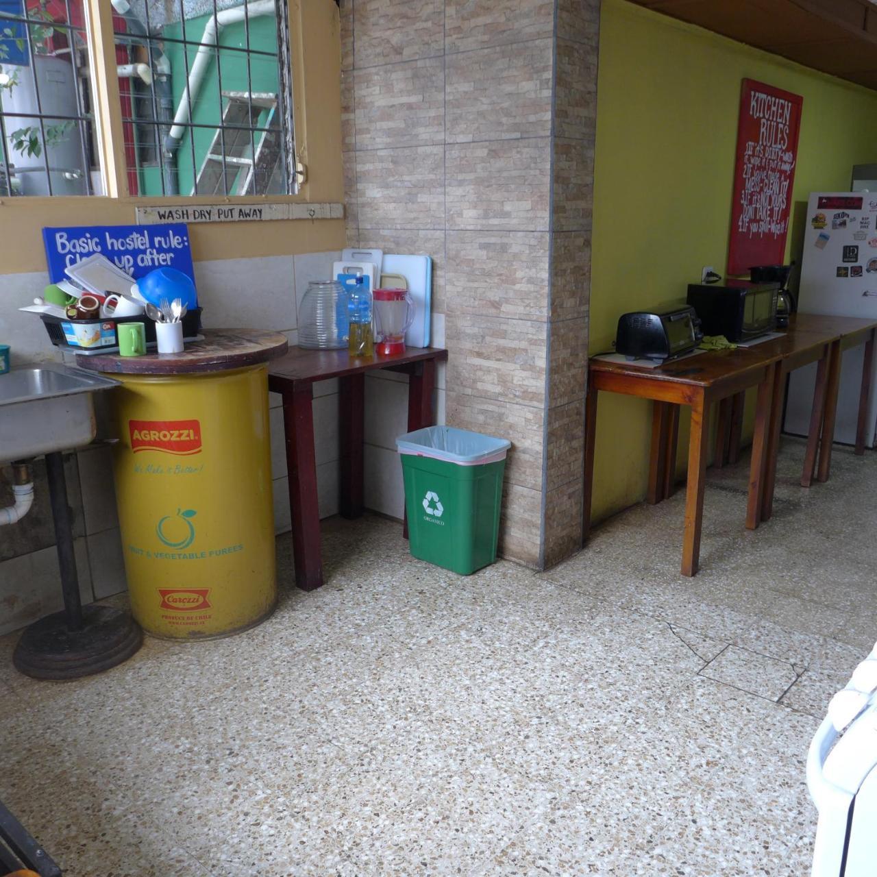 Casa Yoses Hostel 산호세 외부 사진